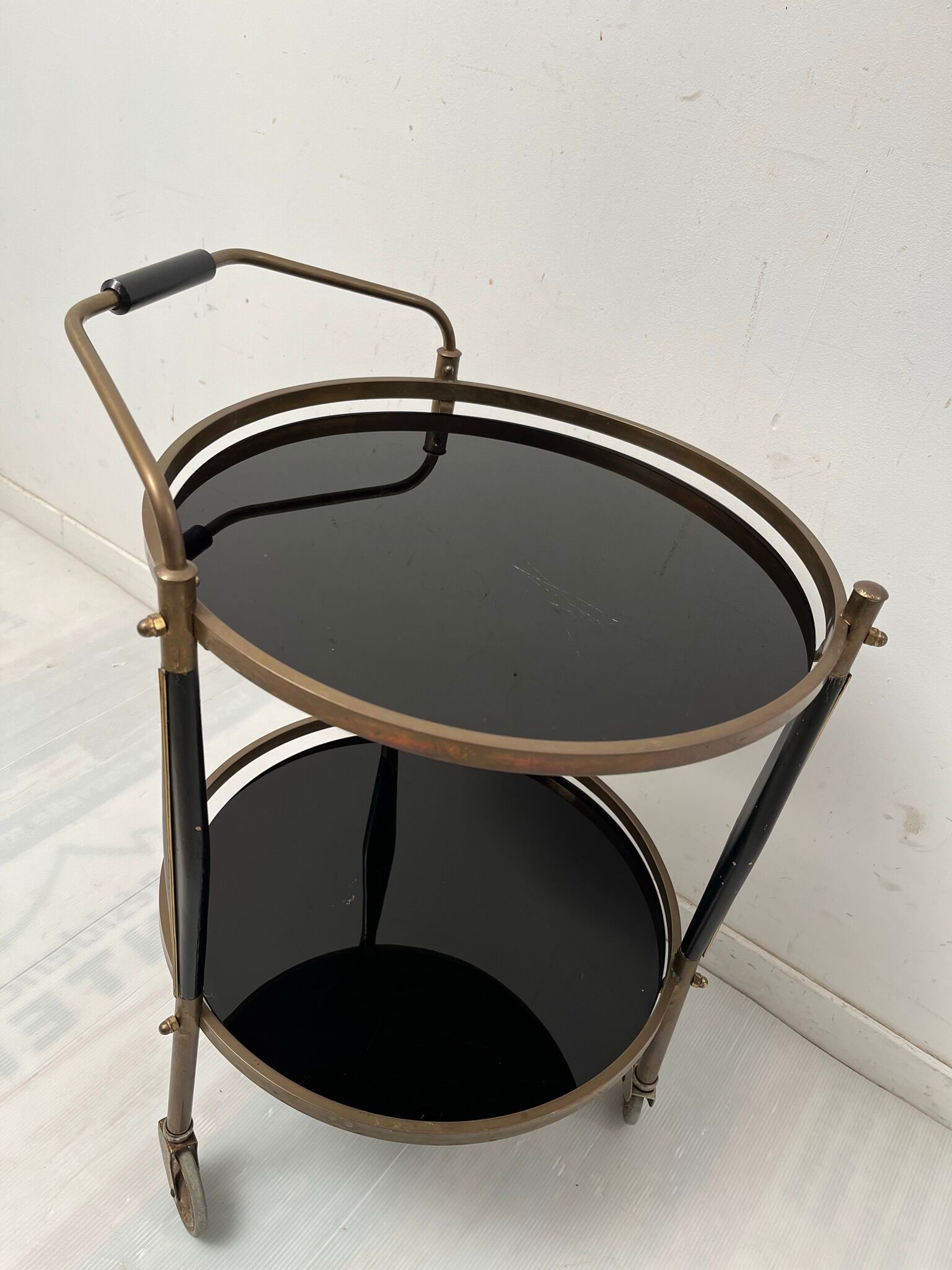 Service bar trolley from the 50s