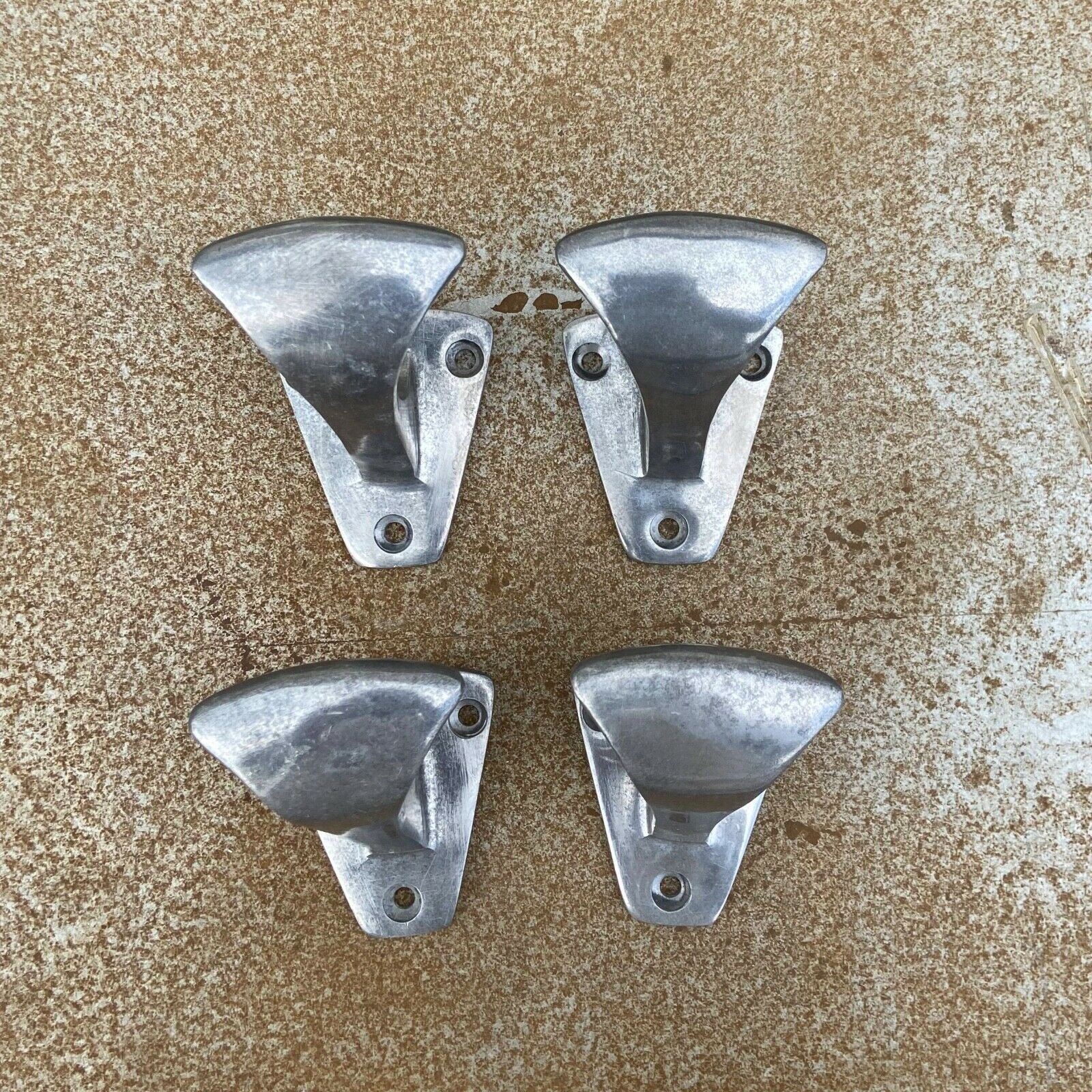 Set of 4 school pateres