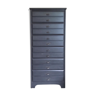 Drawer cabinet
