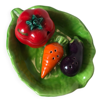 Ensemble à condiments, légumes en barbotine