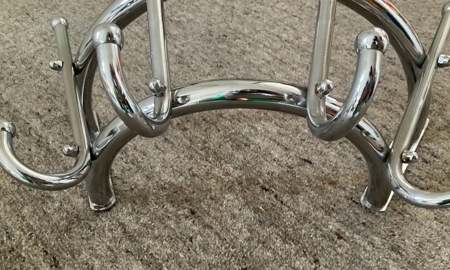 Circular chromed metal coat rack from the 50s-60s