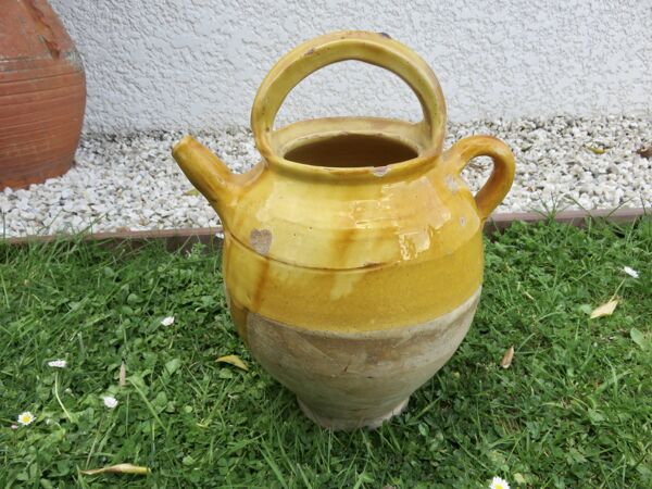 Jarre en terre cuite vernissée jaune, sud-ouest de la France