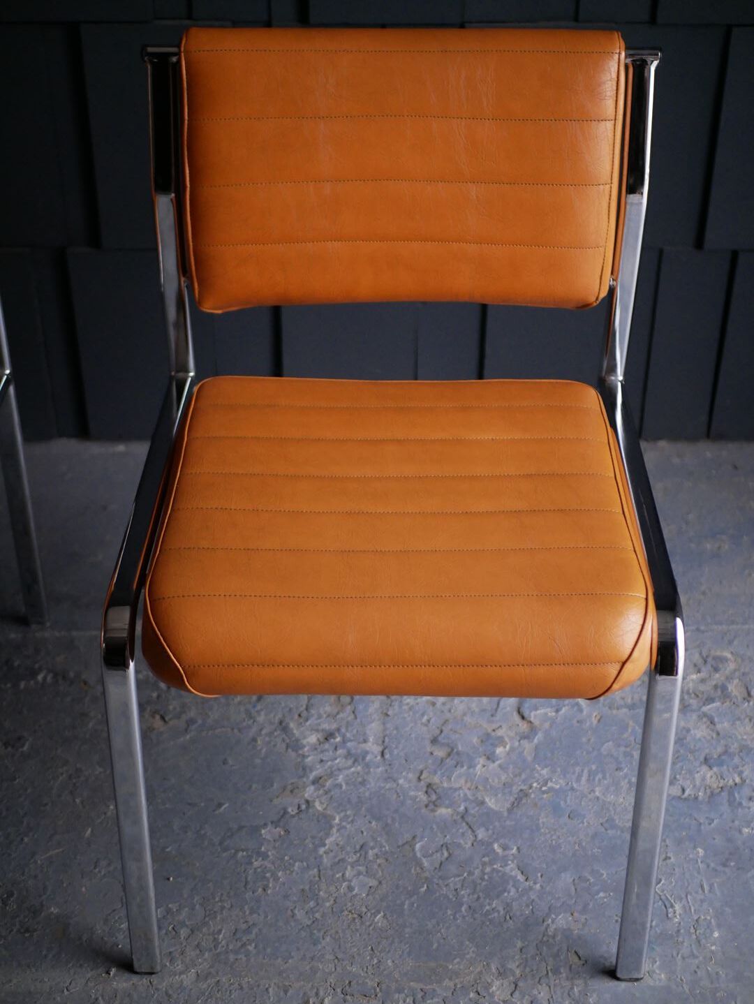 Pair of 70s design chairs