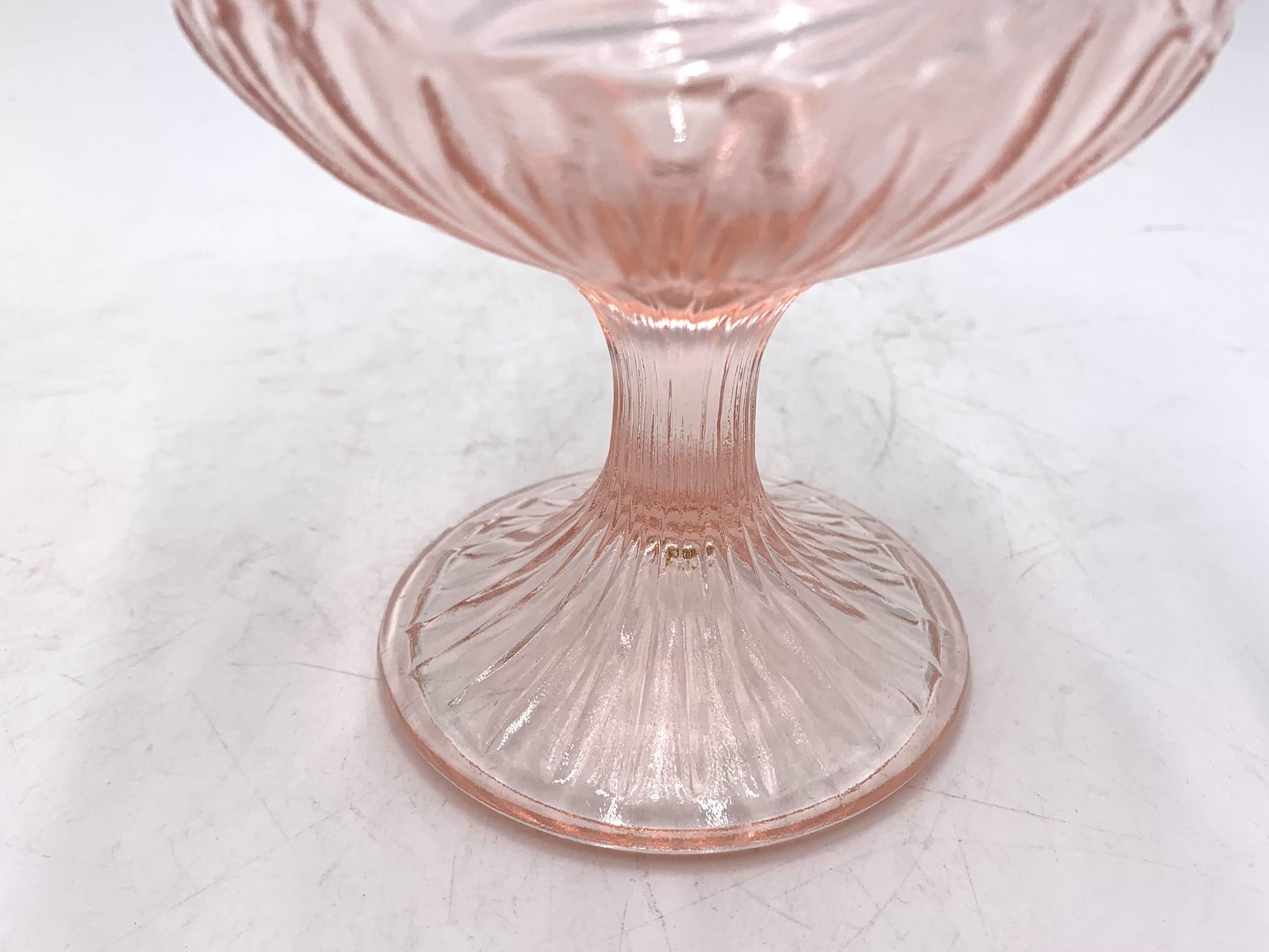 Deux coupes roses, Ząbkowice, années 1970