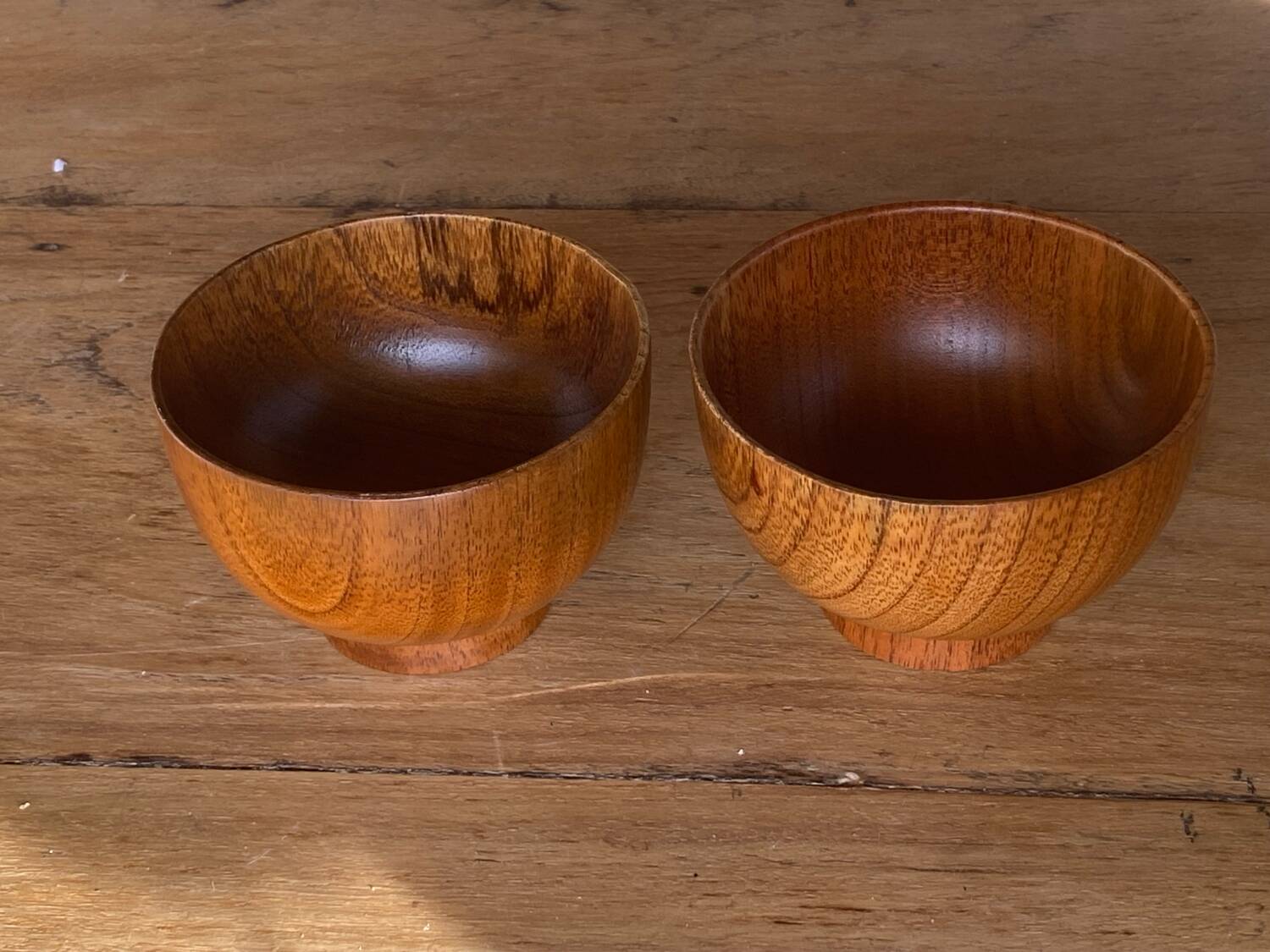 2 natural wooden bowls