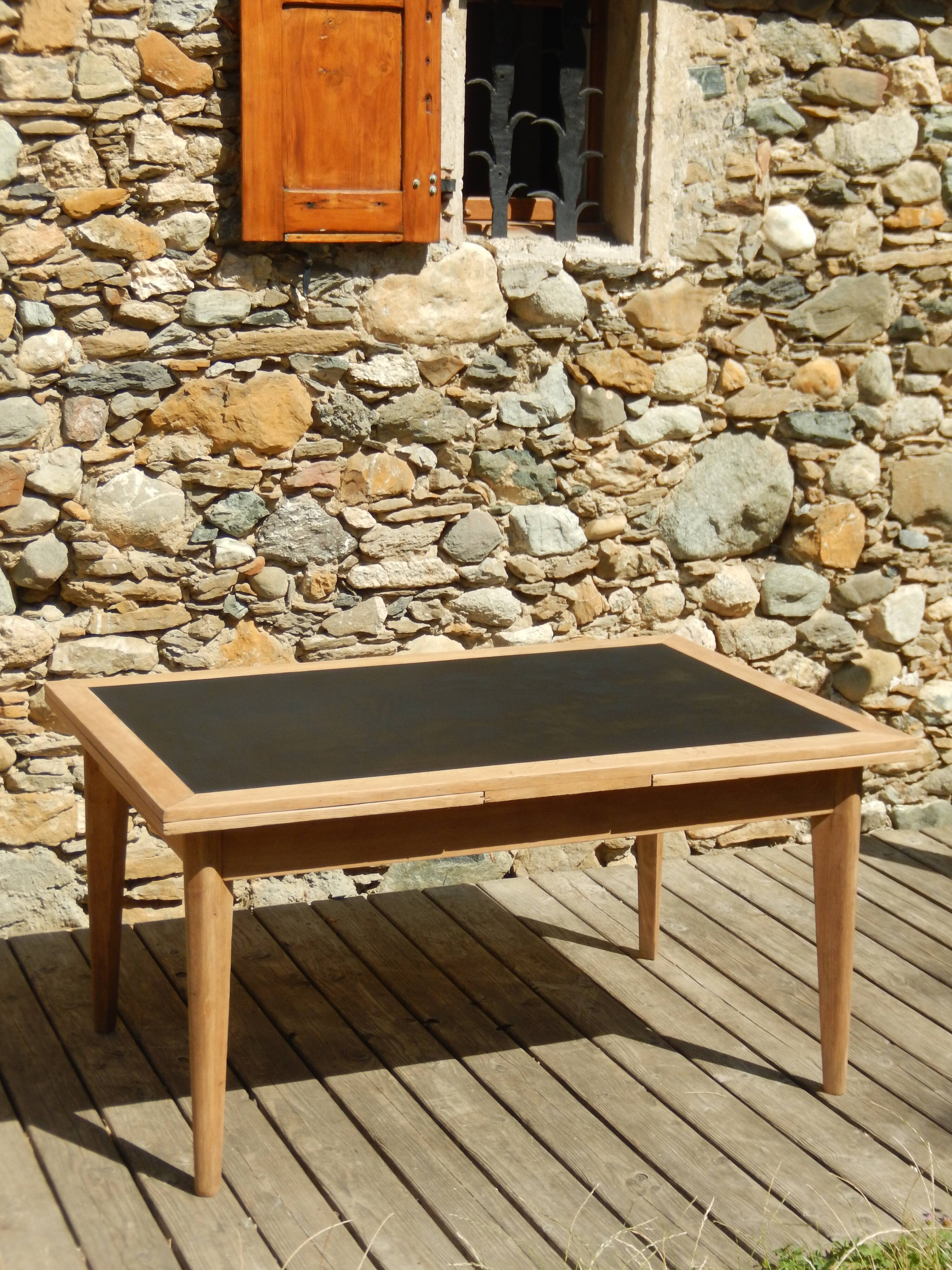Splendide ancienne table scandinave à rallonges rénovée en chêne 2m58m