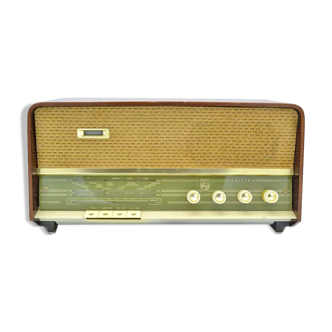 Vintage bluetooth Philips B3X radio from 1960