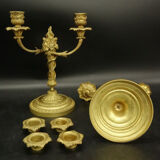 Paire de bougeoirs style Louis XVI du XIXe