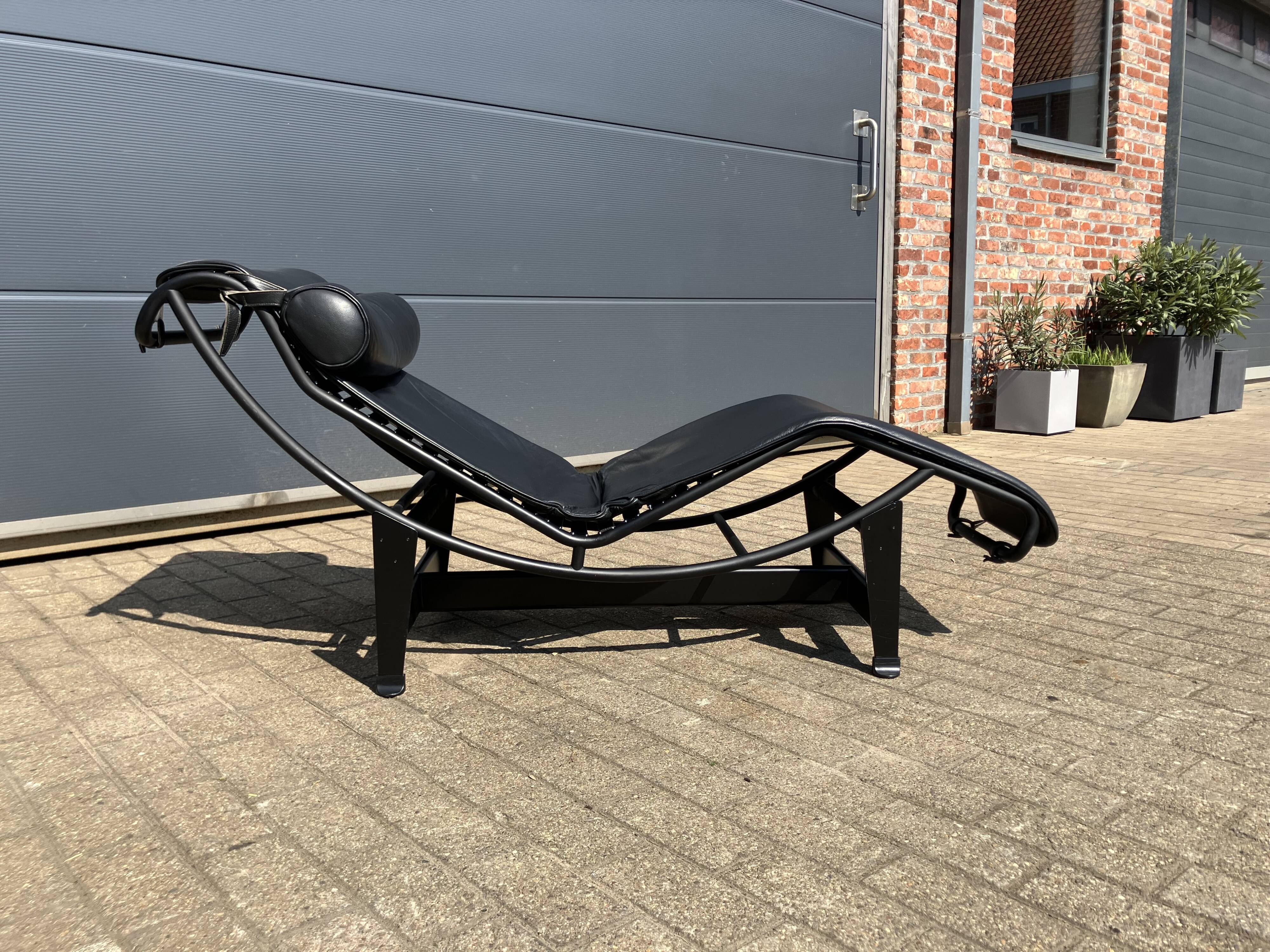 Originele Cassina Le Corbusier Lc4 Black on Black, Bijna als new!