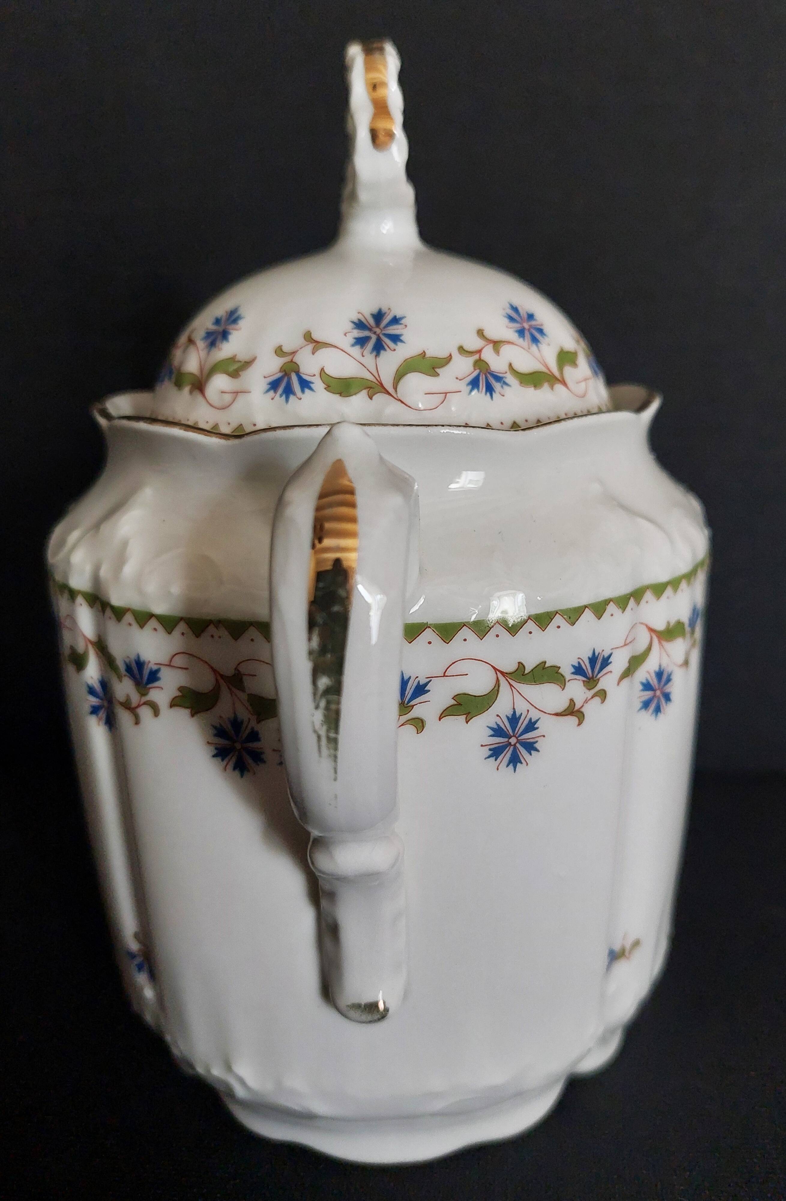 Sugar bowl decorated with cornflowers Limoges first half of the 20th century