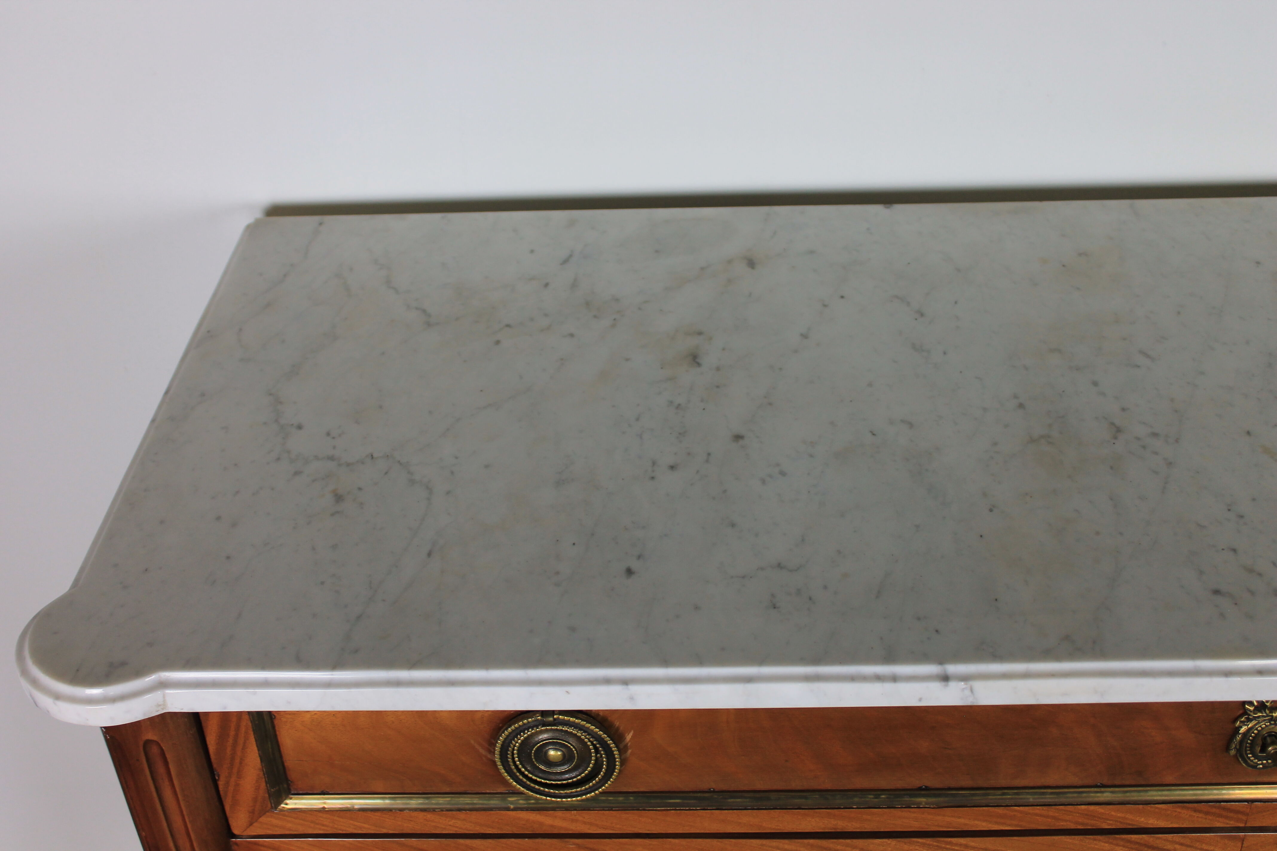 Louis XVI chest of drawers