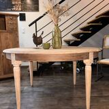 Table ovale ancienne rénovée