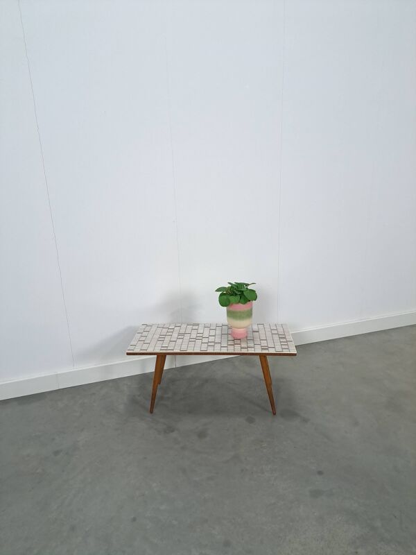 Table d'appoint en formica Opal avec pieds en bois, table à plantes