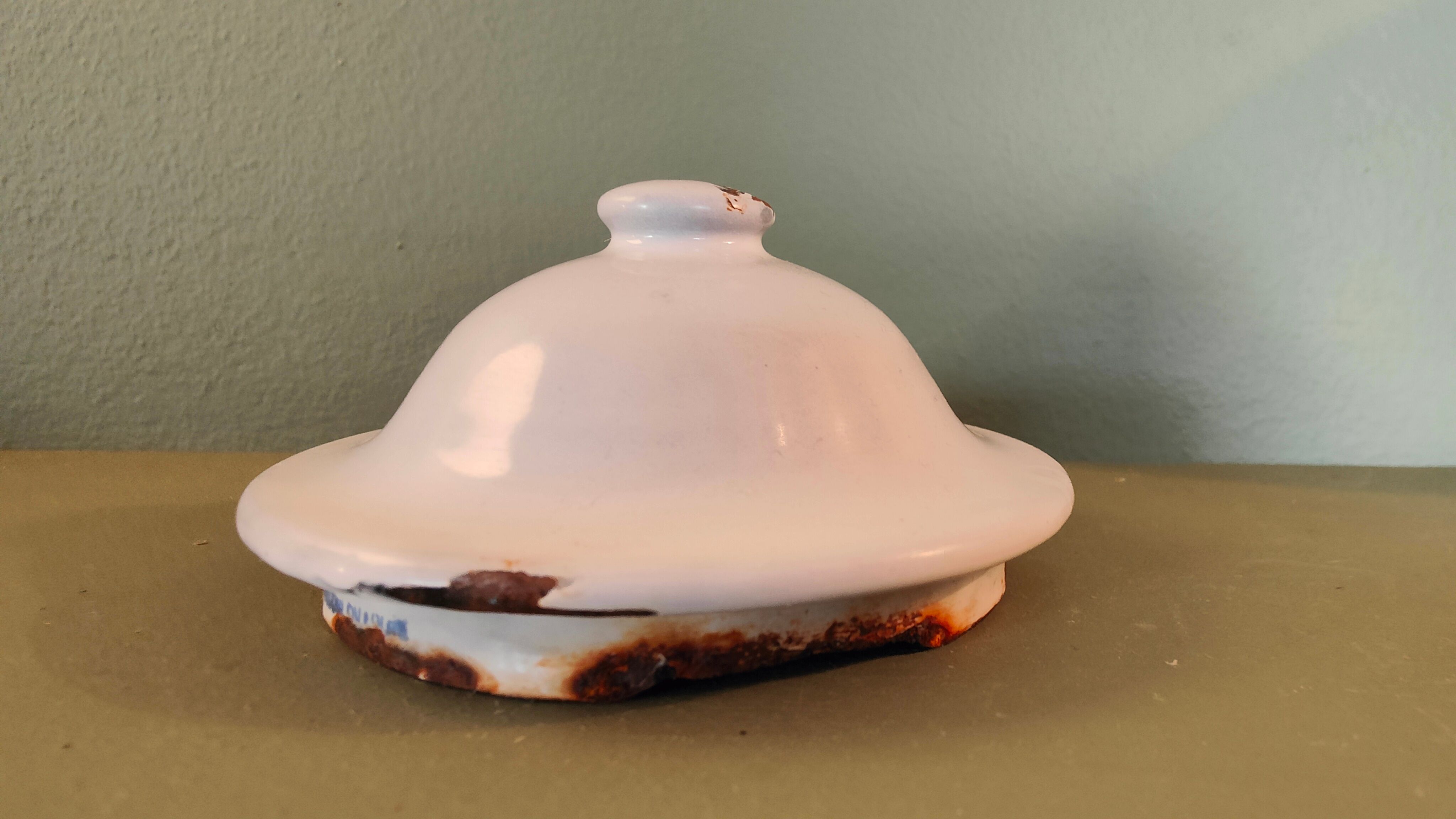 Enamelled coffee maker