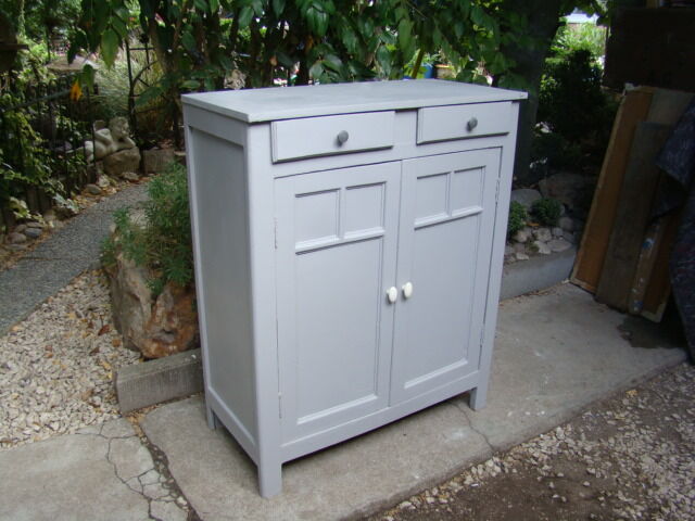 Former Parisian buffet