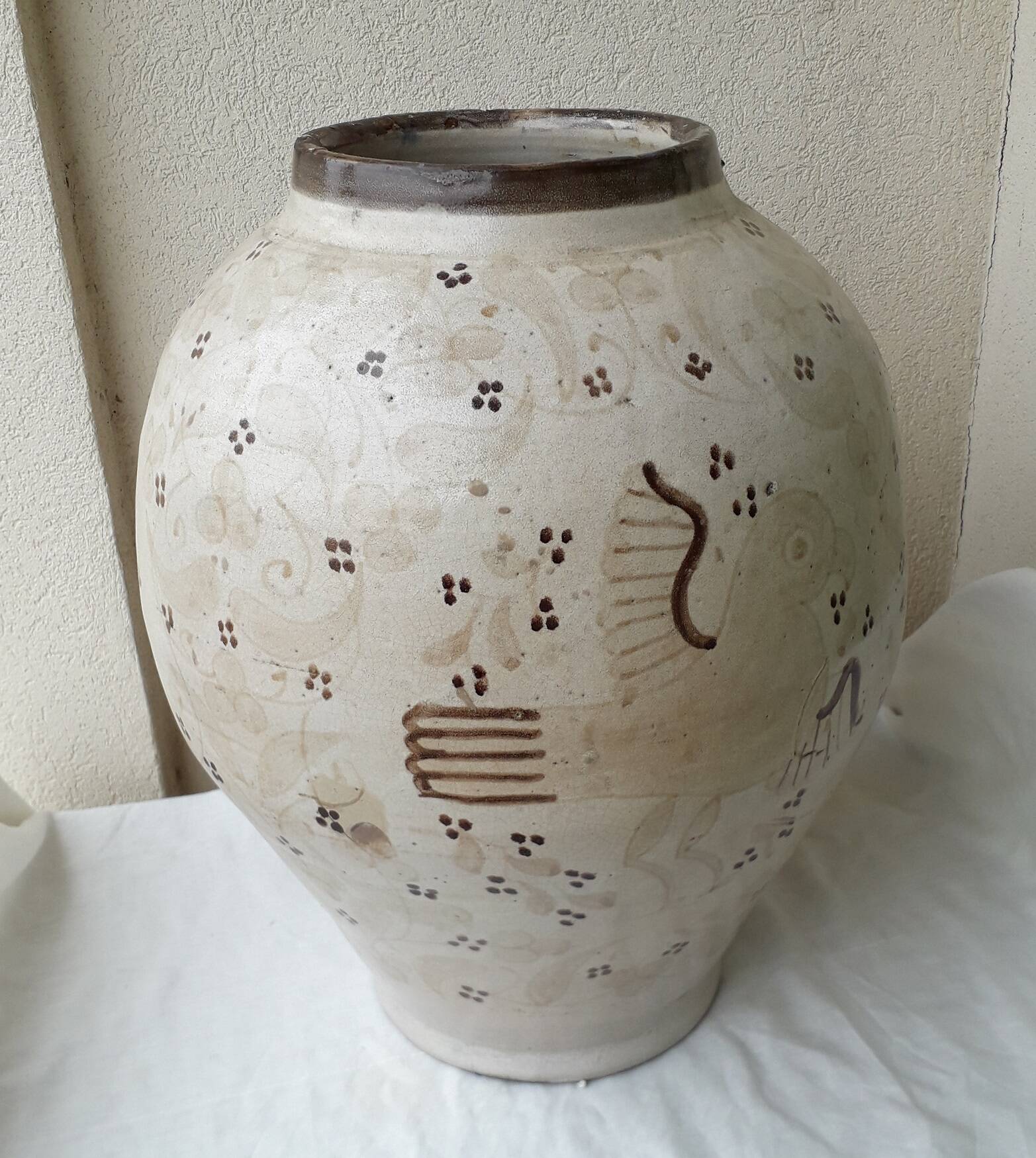 Jar umbrella stand