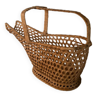 Wicker bottle holder