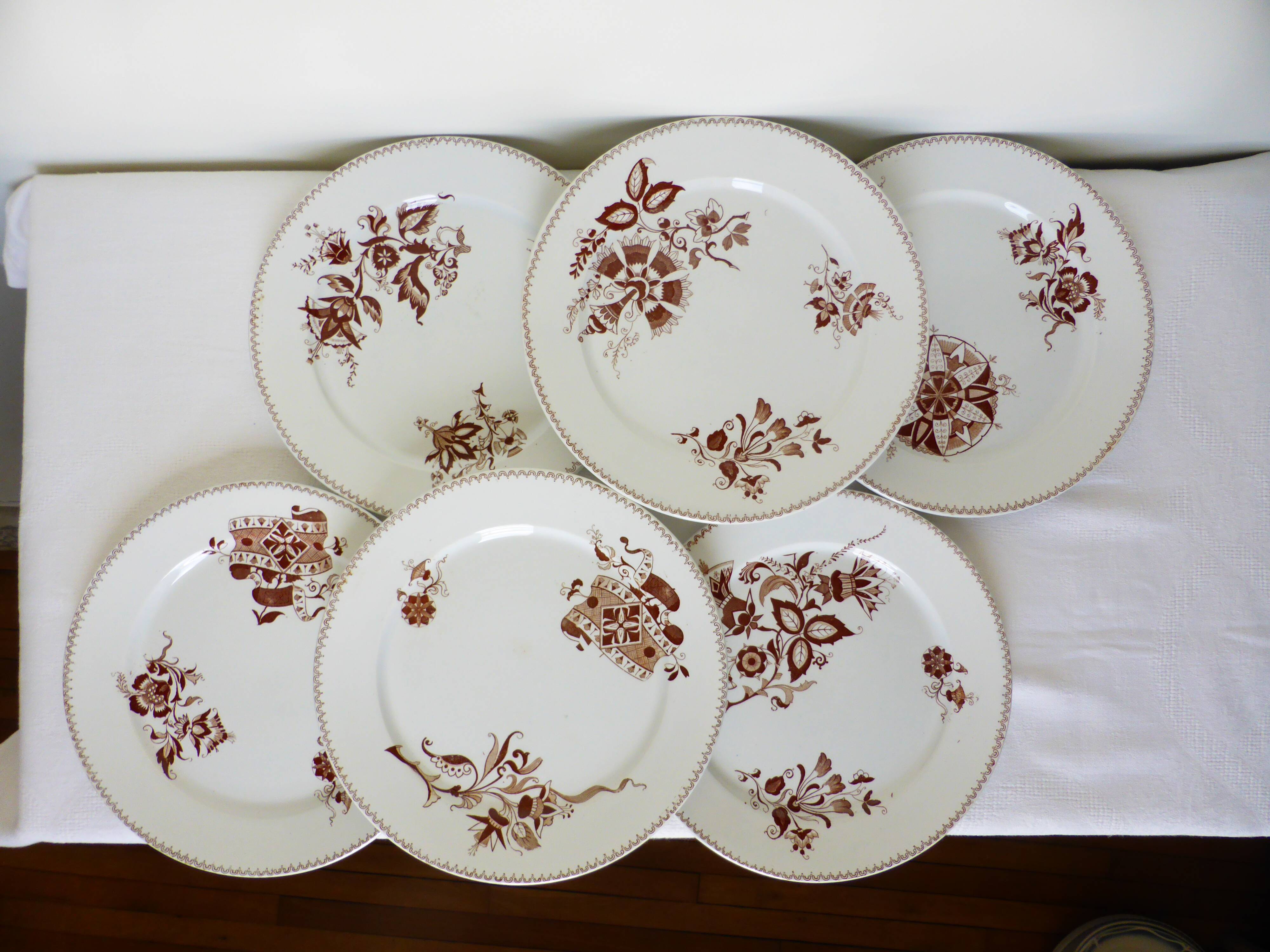 6 flat plates of Sarreguemines Danish model 210410