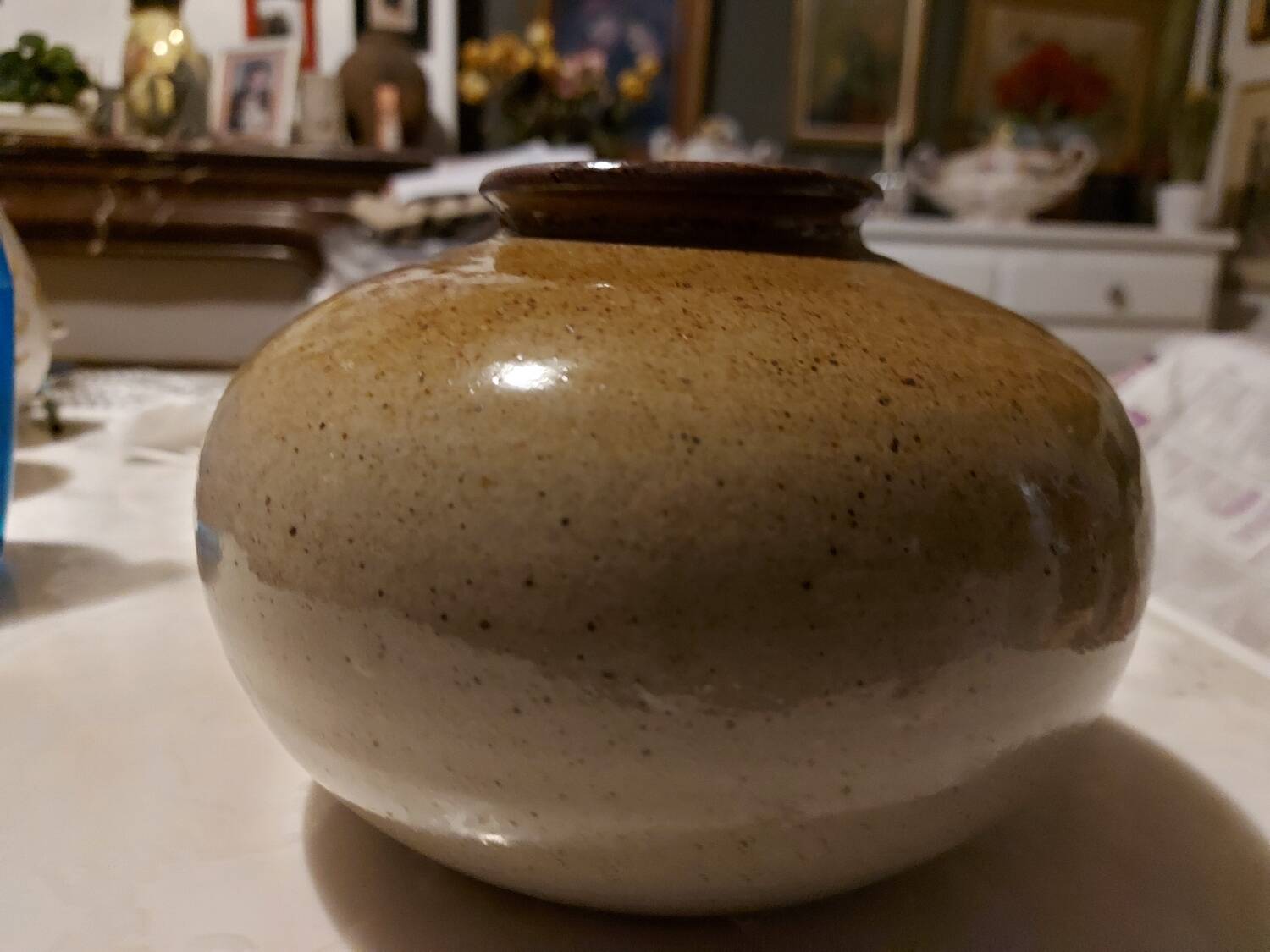 Pretty ball vase in enamelled stoneware with blue floral motifs