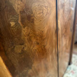 Small English wardrobe from the Art Deco period in walnut veneer - The elegance of rarity