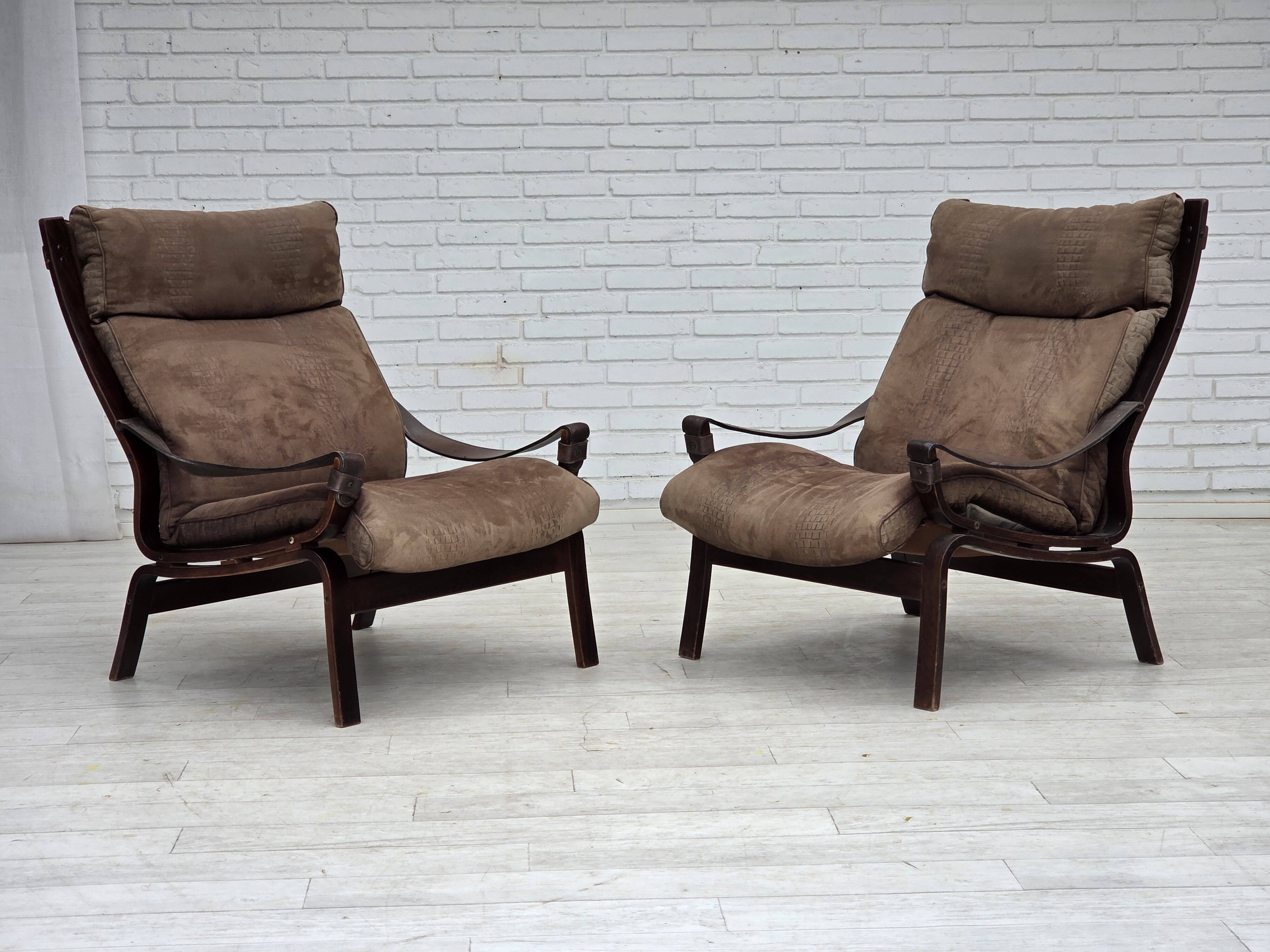 1970s, Scandinavian lounge chair, nubuck leather, canvas, beech wood.