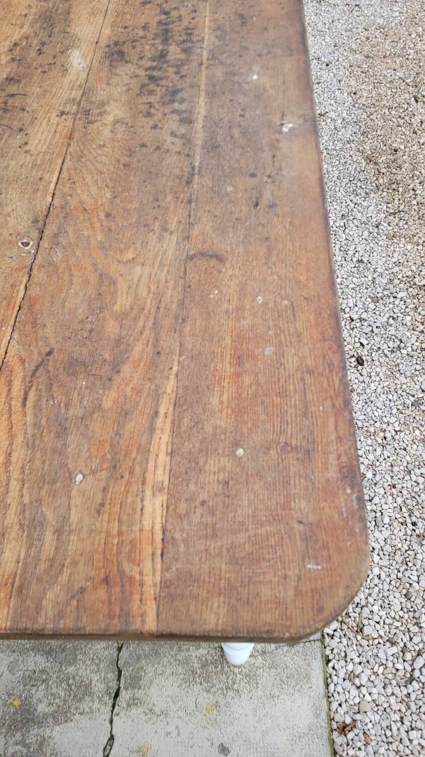 Rustic farmhouse bistro table in oak with Louis Philippe legs - 2m