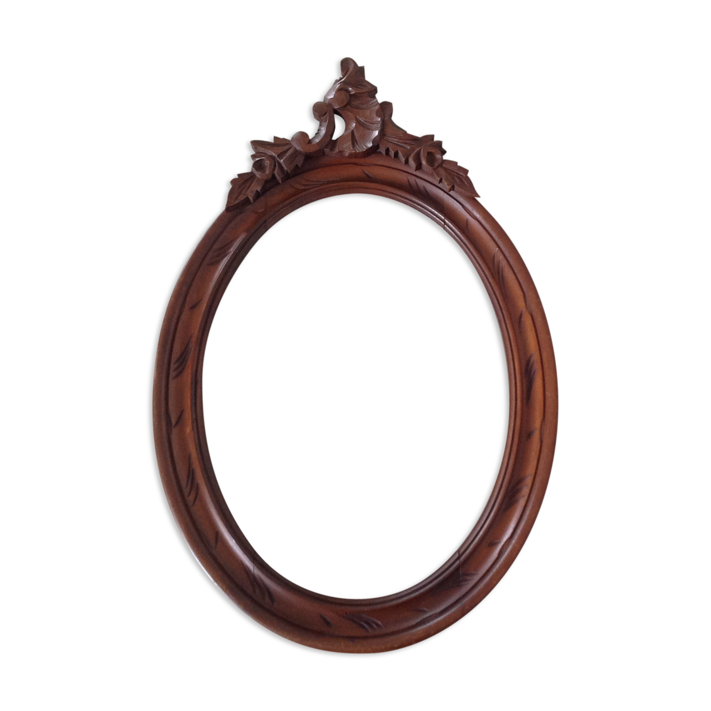 Wooden oval frame