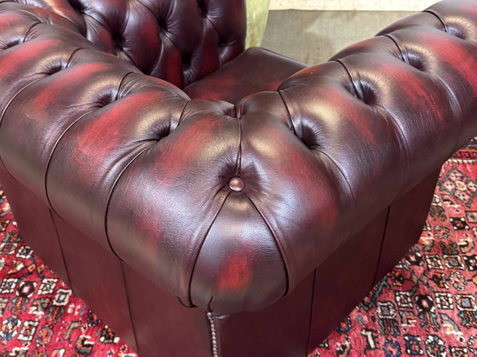 90s red leather Chesterfield armchair