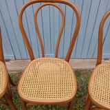 3 chaises de bistrot anciennes avec cannage