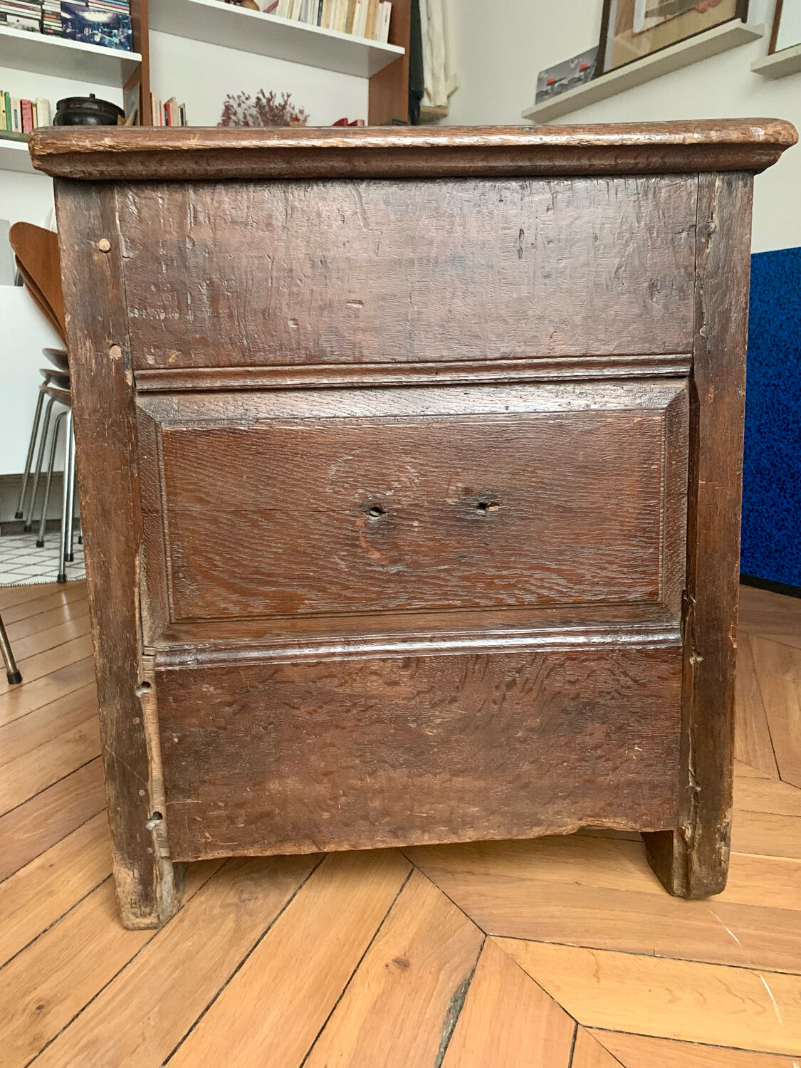 Chest trunk wood