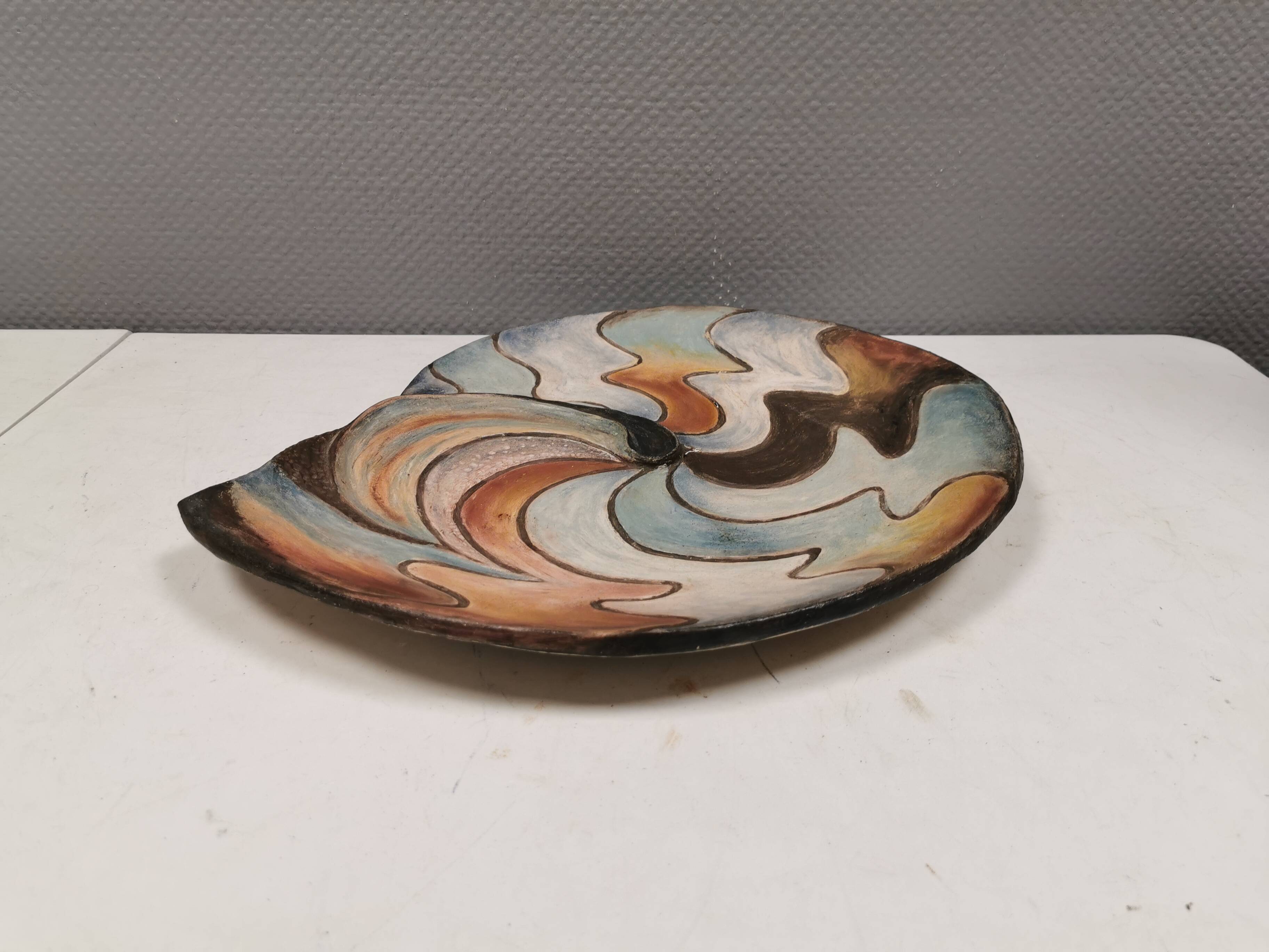 Large handmade decorated ceramic dish. Ruth Grønne Denmark 2001