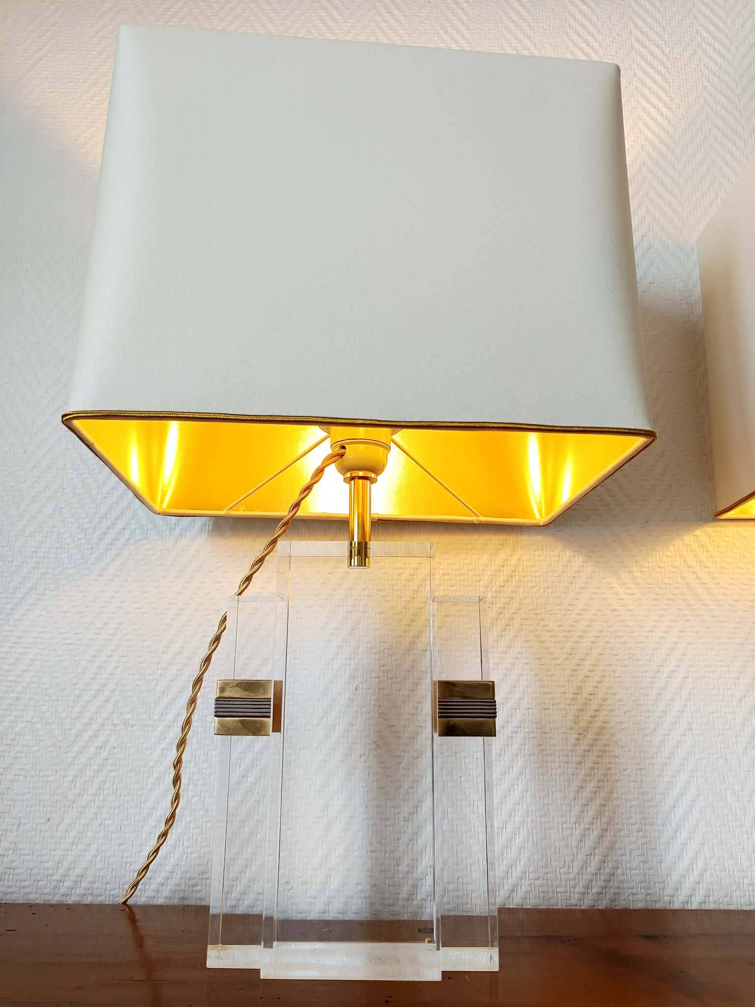 Pair of plexiglass lamps Hollywood Regency 1970
