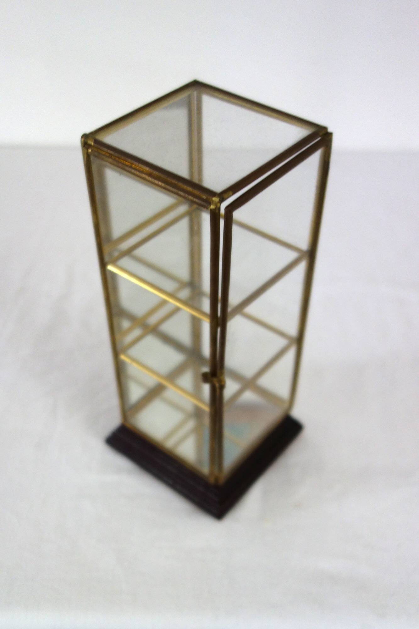 Vintage display case for miniature or jewelry brass and glass