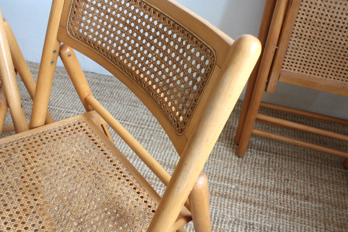 Chaises pliantes cannage et bois