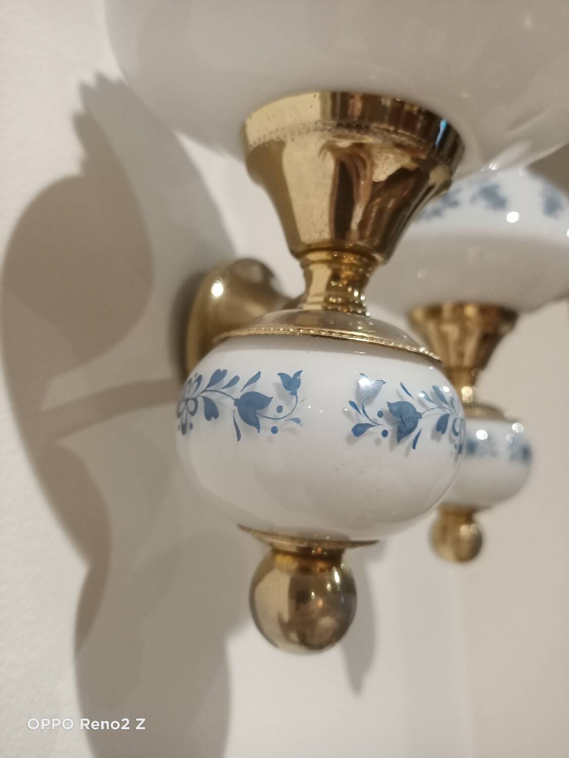 Vintage double wall light