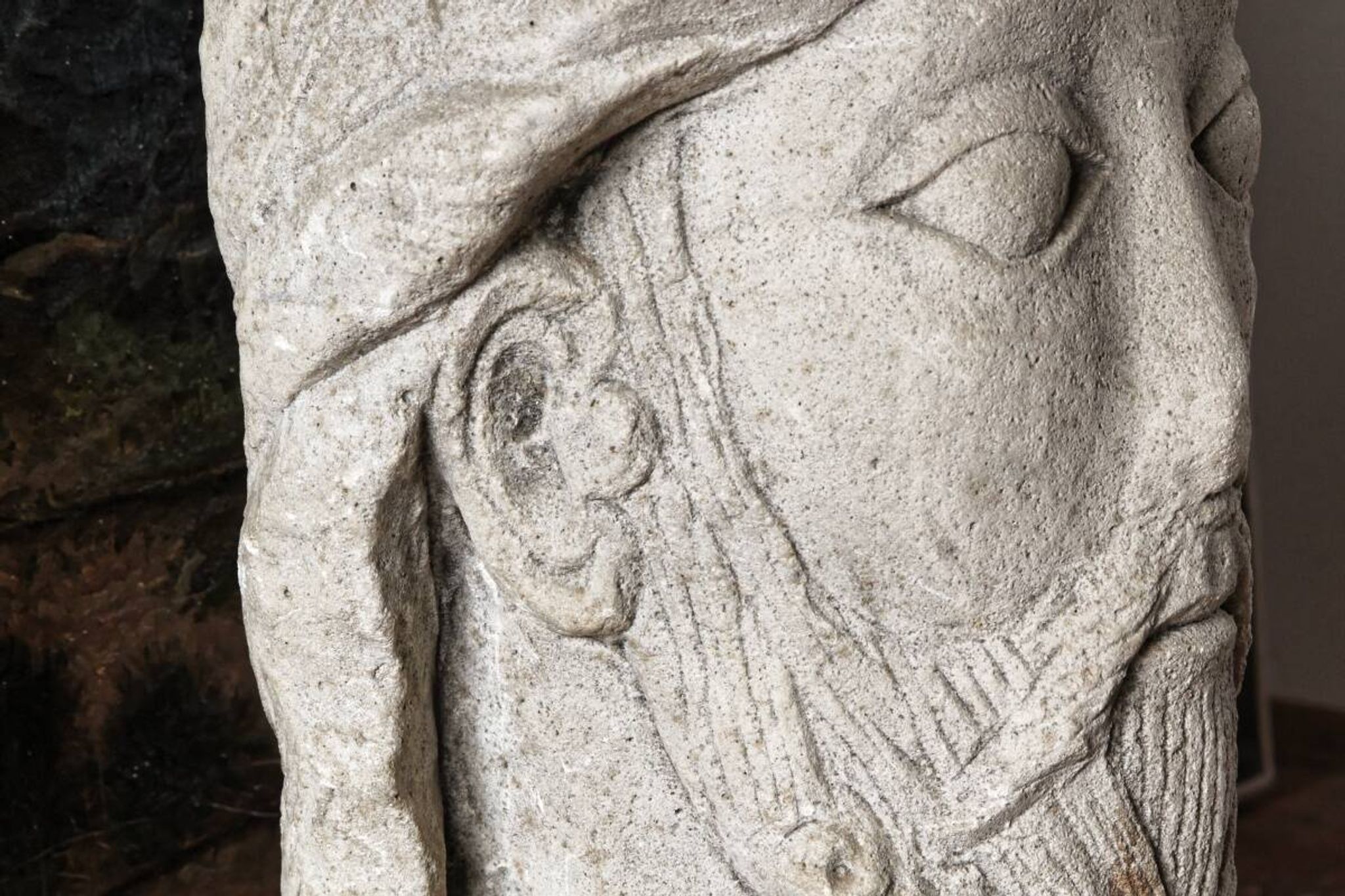 Ancienne tête de Christ de Vézelay en pierre reconstituée