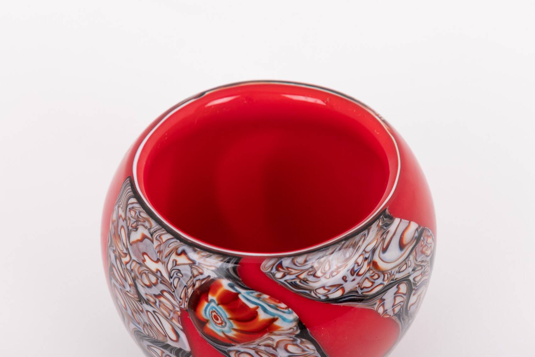 Spectacular Murano glass bowl, Italy 1980’s