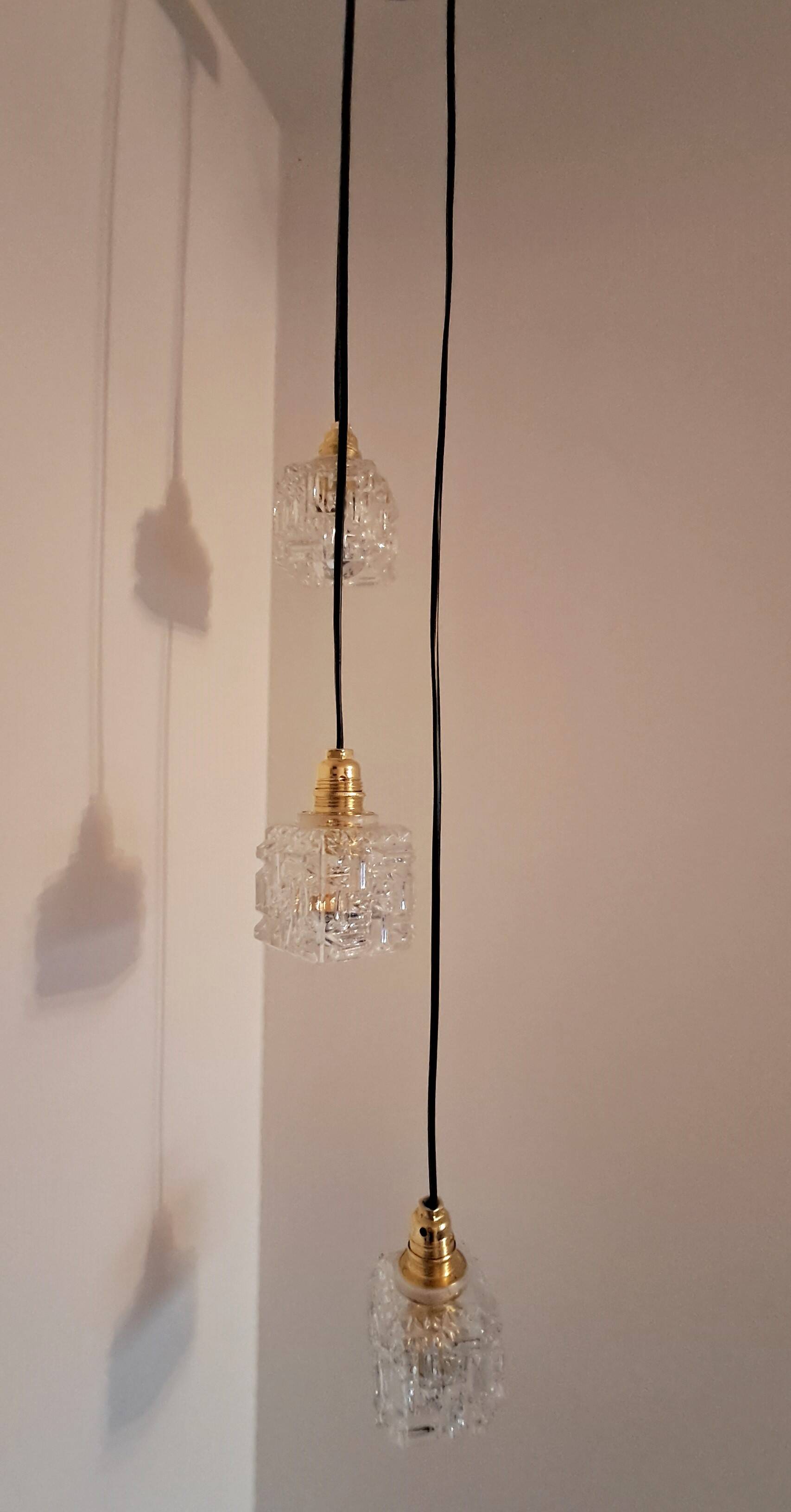 Vintage cascading pendant light