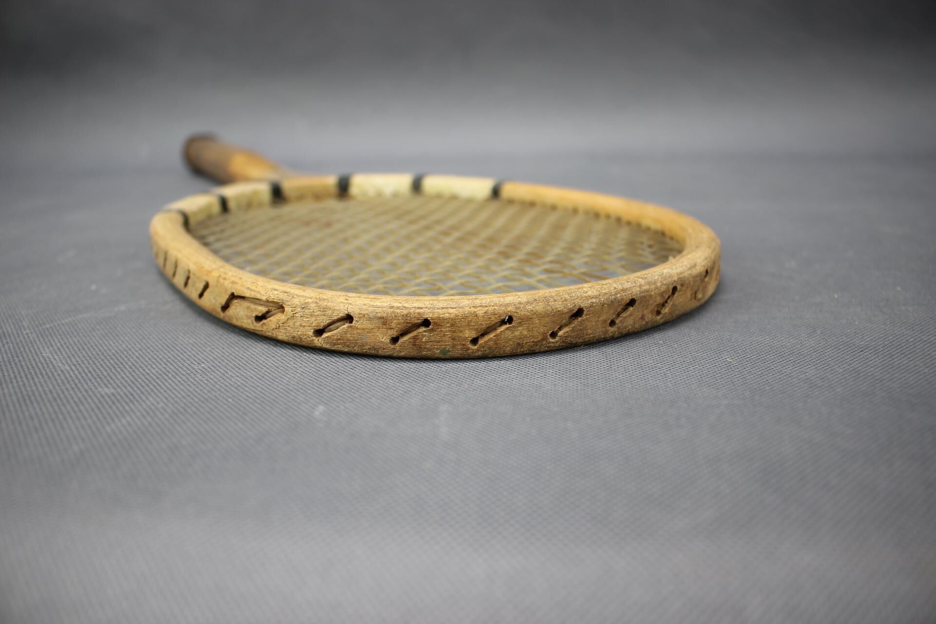 Prieur Paris tennis racket with original wooden press, circa 1930-1950.