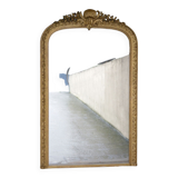 Very large exceptional mirror. Original gold leaf gilding, mercury ice cream