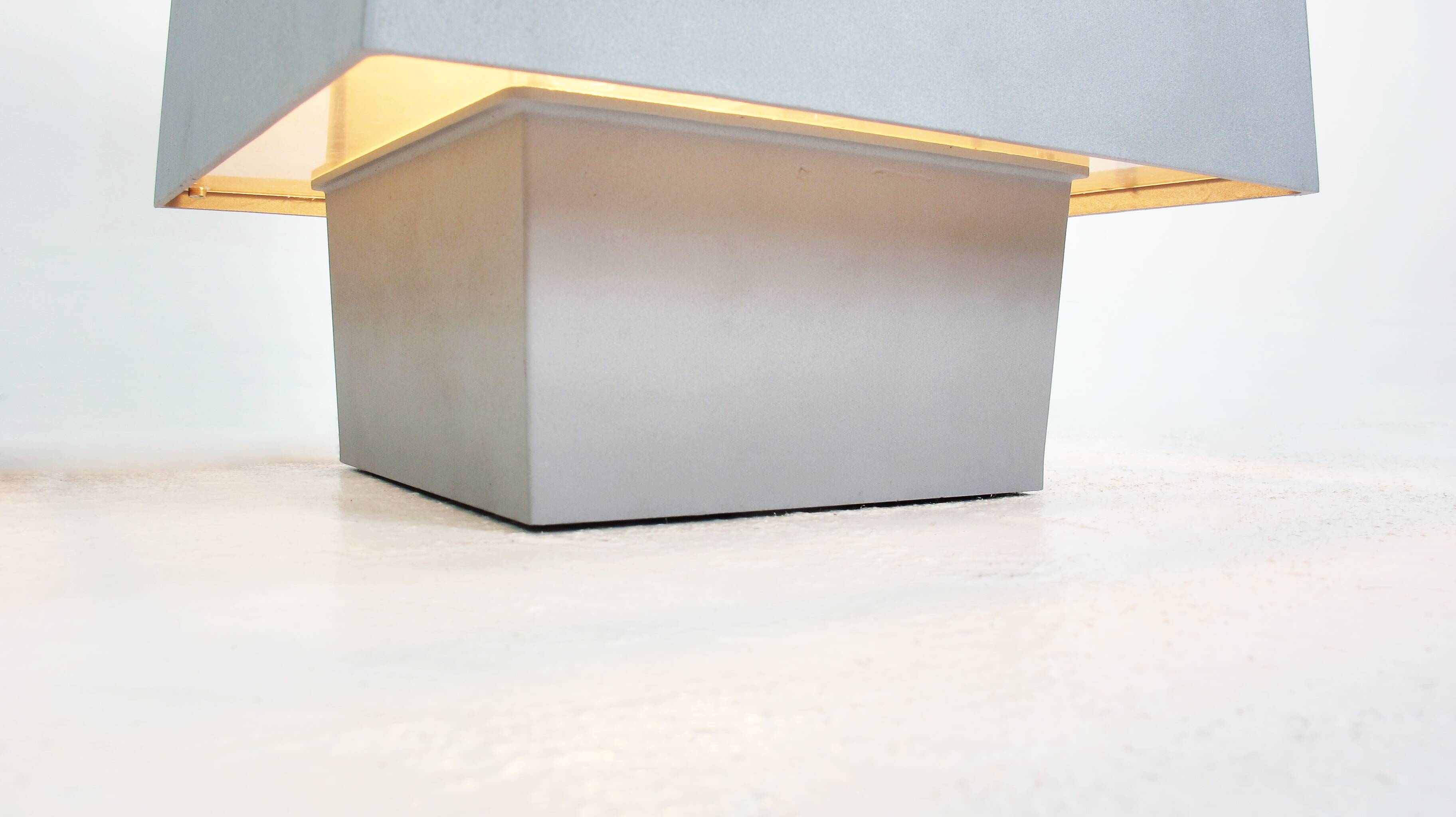 Lampe de table Anonyme, circa 1990