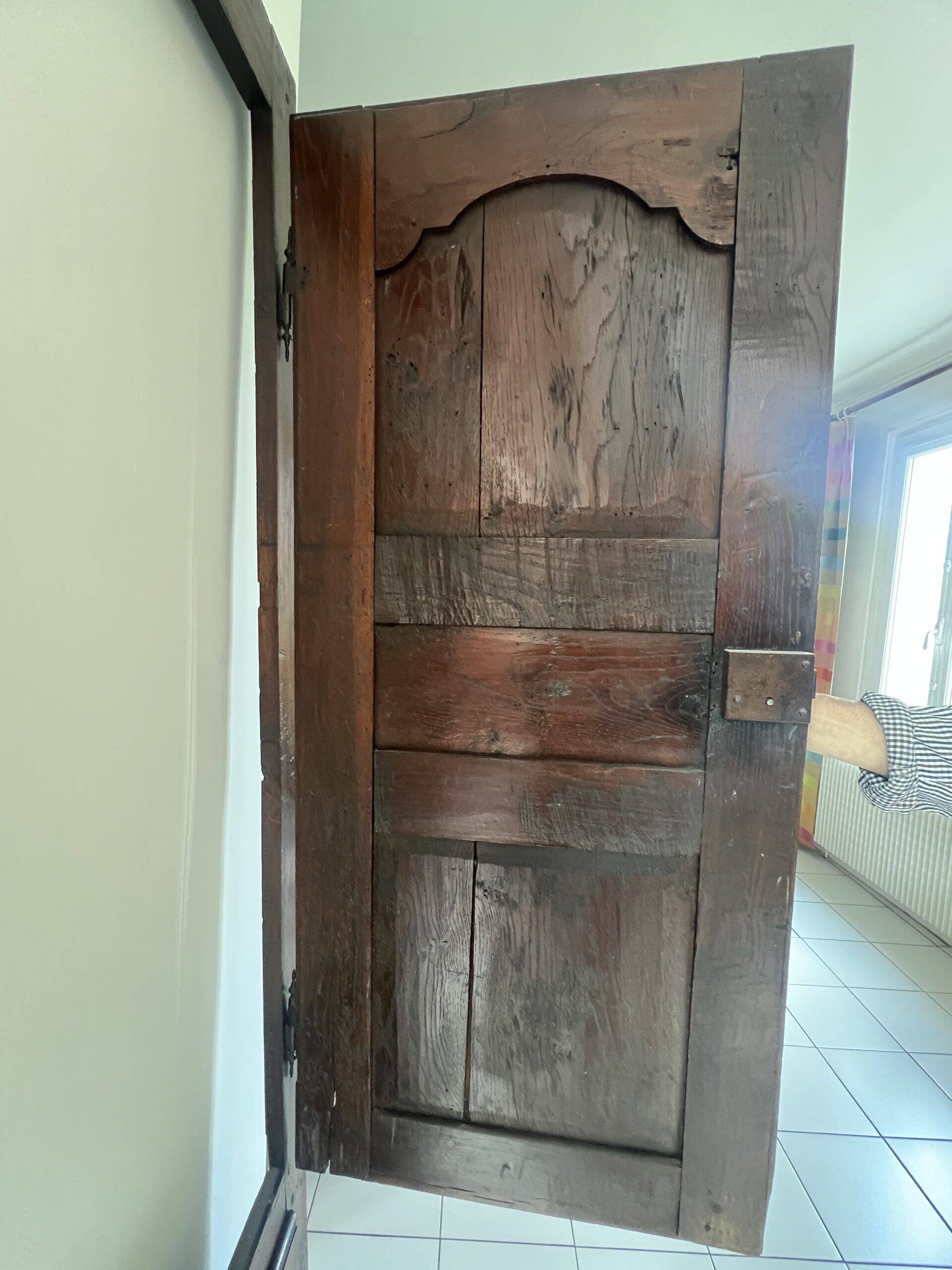 Beautiful set of 19th century solid oak cupboard doors