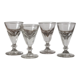 4 verres à pied à vin anciens à côtes plates en verre soufflé du XIXe