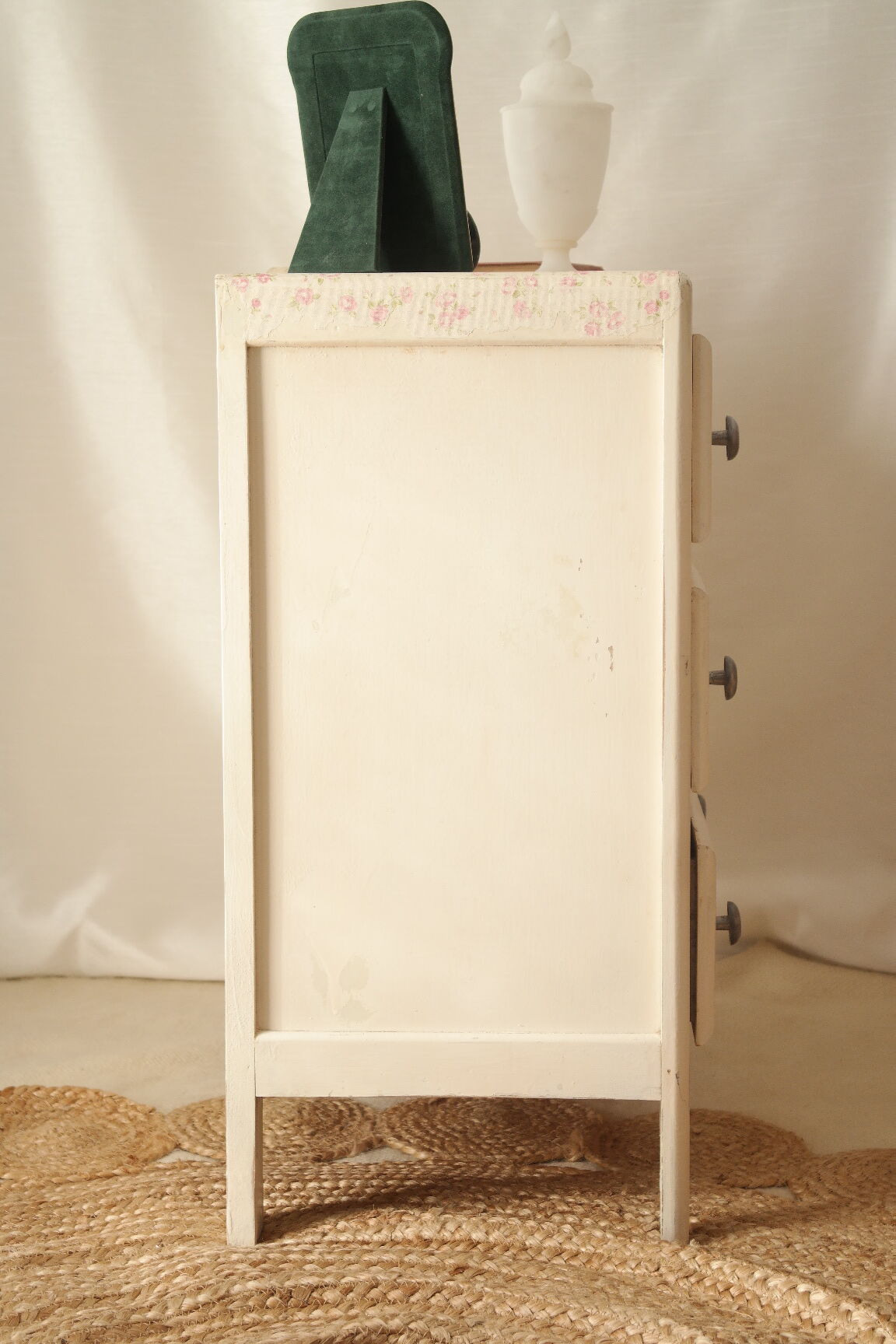 Commode art déco blanche patinée