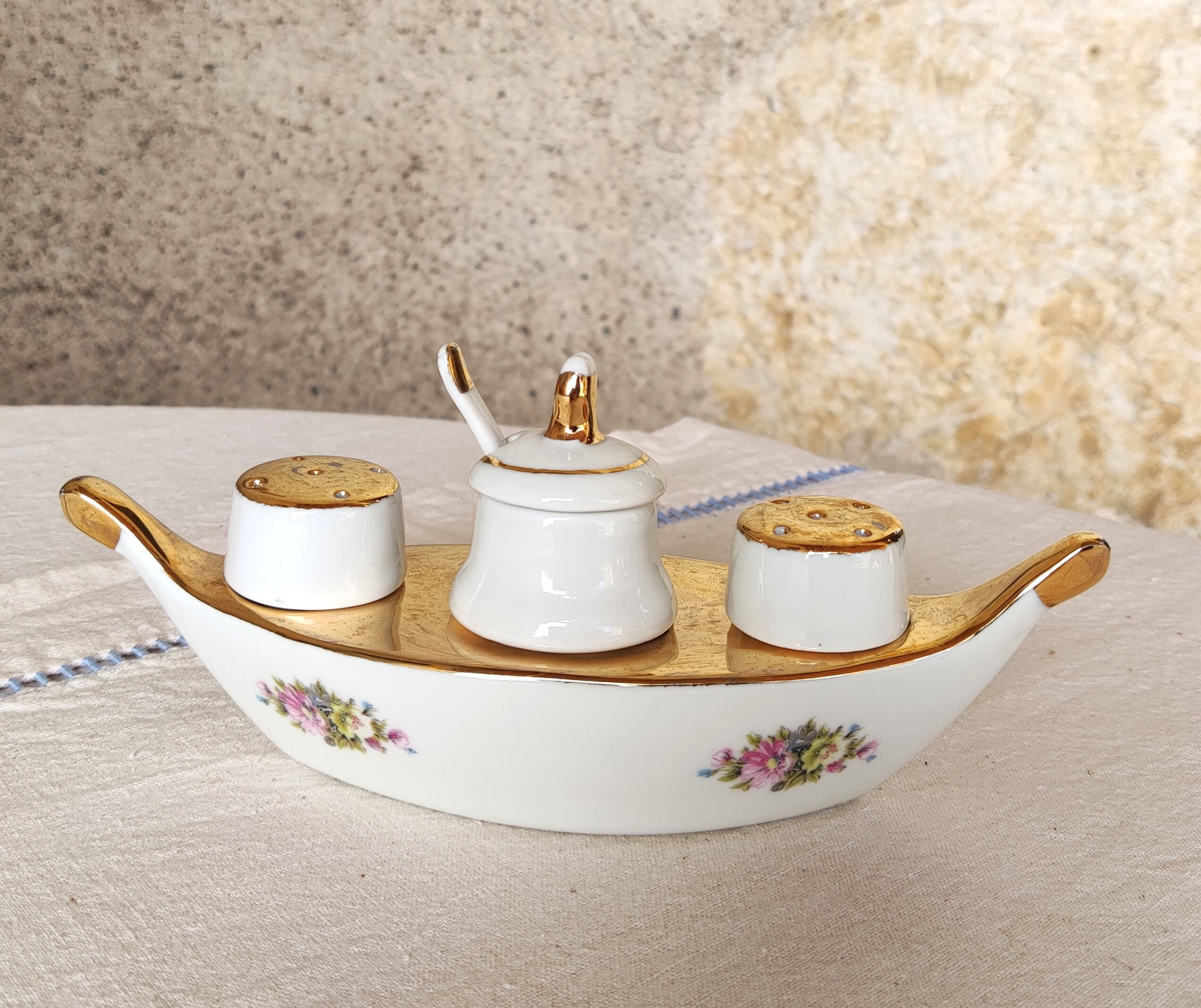 Condiment service - saleron- in Paris porcelain
