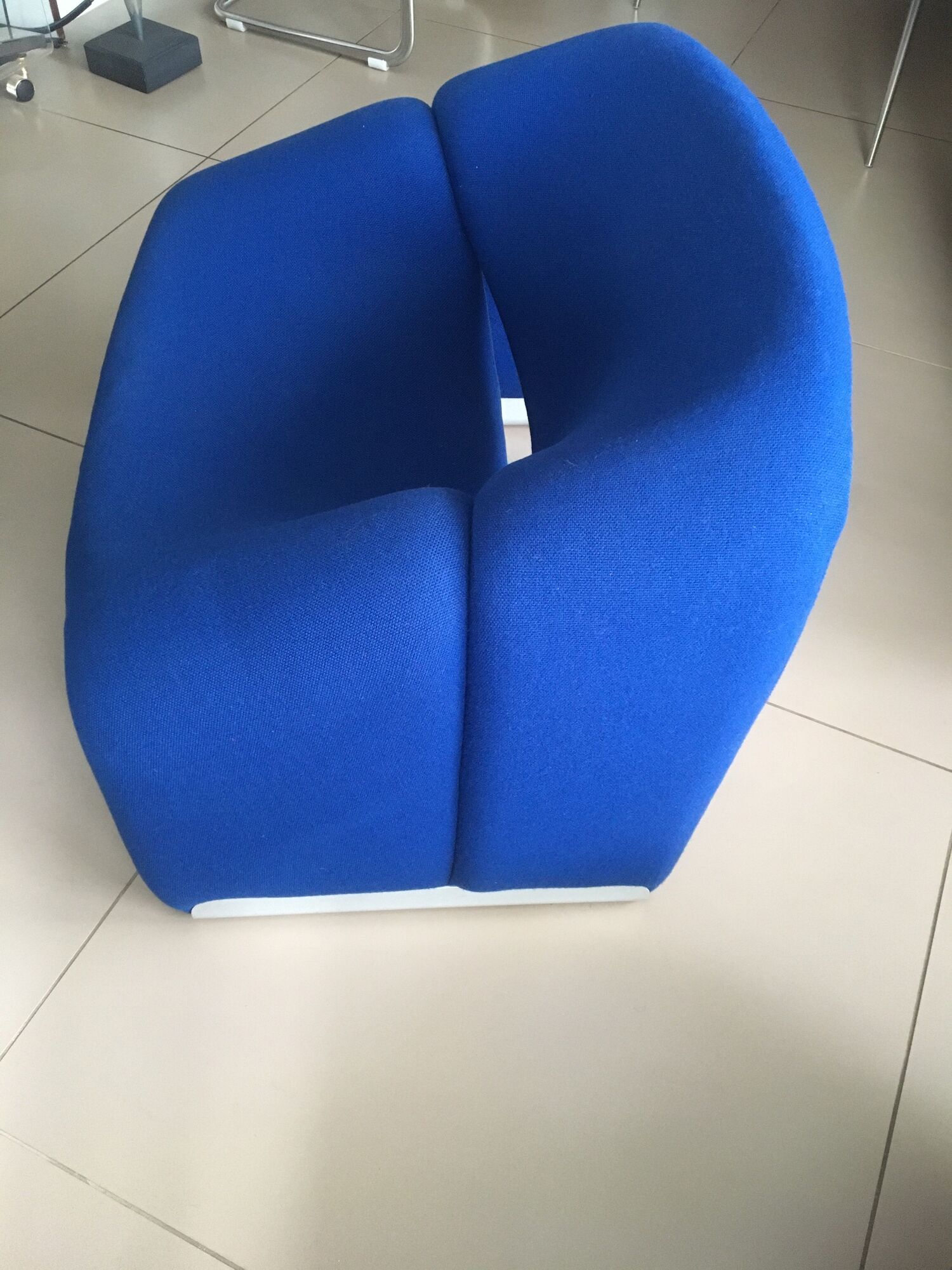 Pair of artifort armchairs F598 Pierre Paulin
