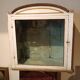 Vitrine en bois laqué et doré du 18ème siècle