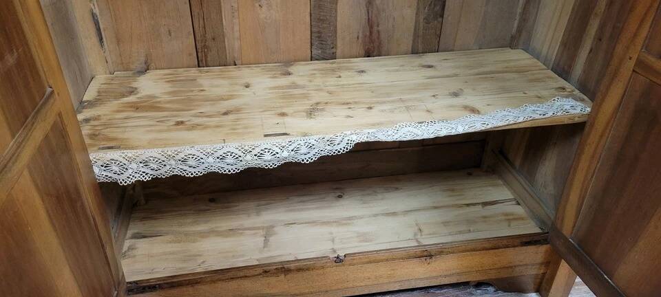 Exceptional Empire period wardrobe in solid walnut, 19th century, circa 1800