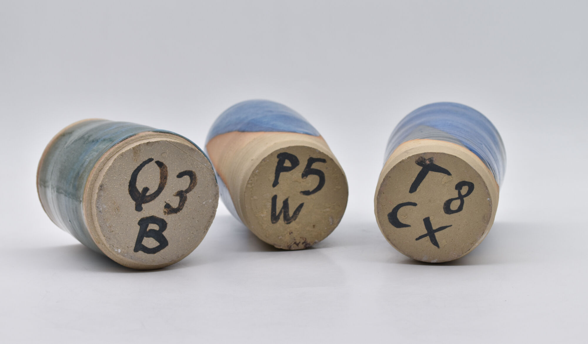 Lot of 3 vases blue enamel sandstone