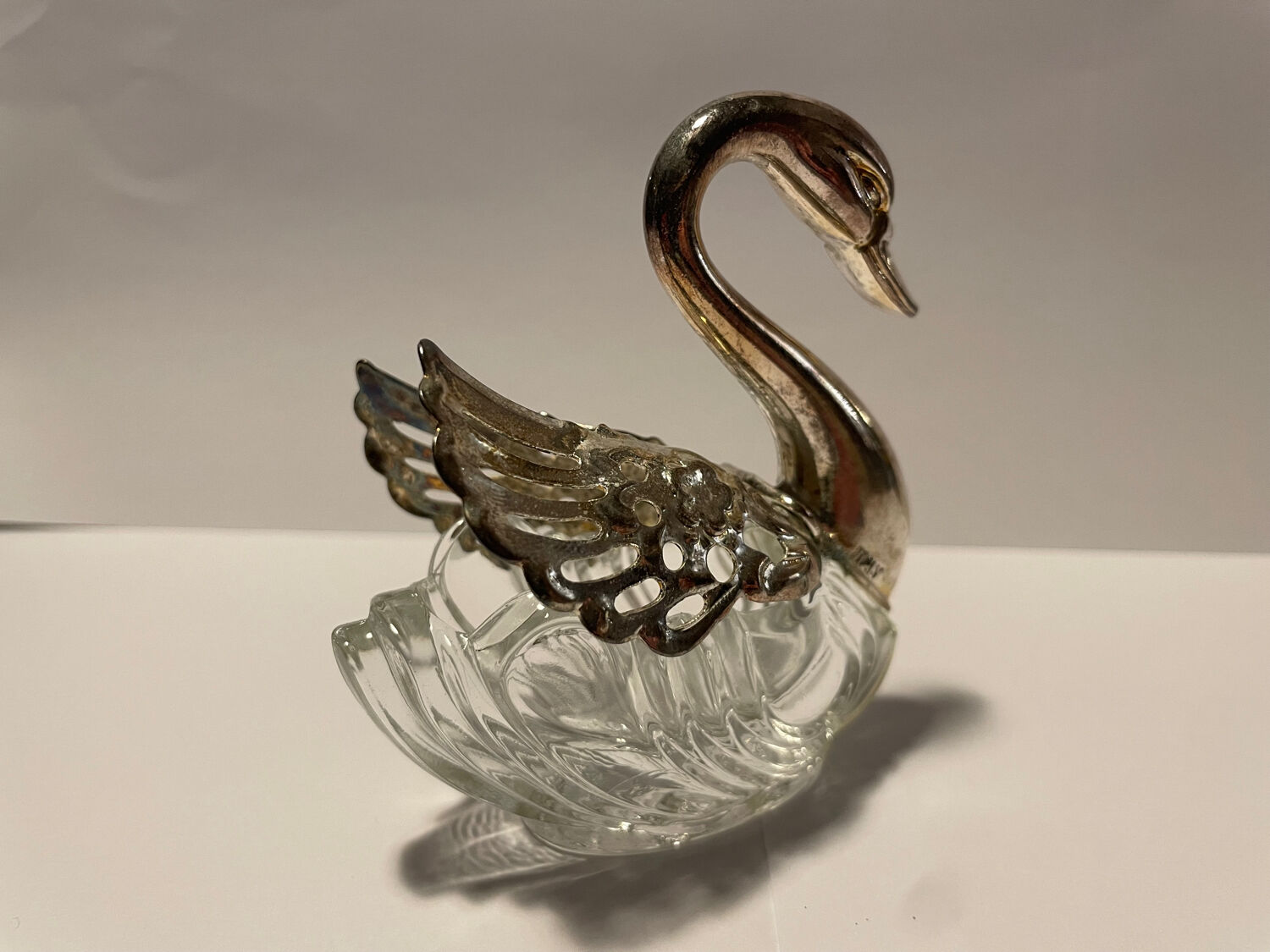 Crystal salt cellar / silver in the shape of a swan